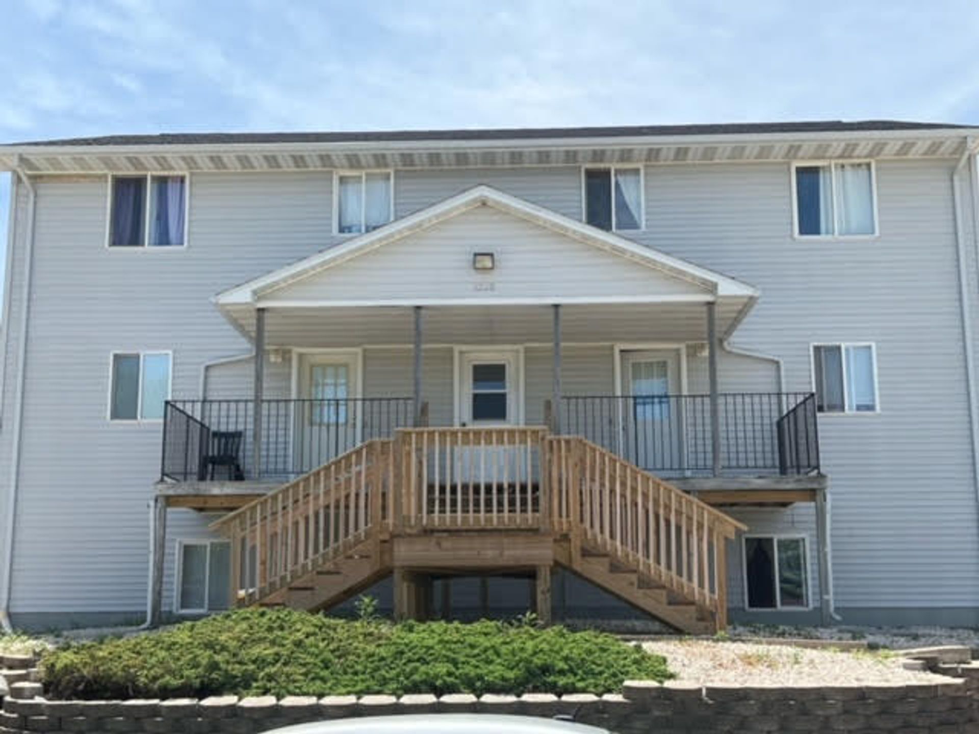 Storm Lake Apartment: 1328 Erie Street