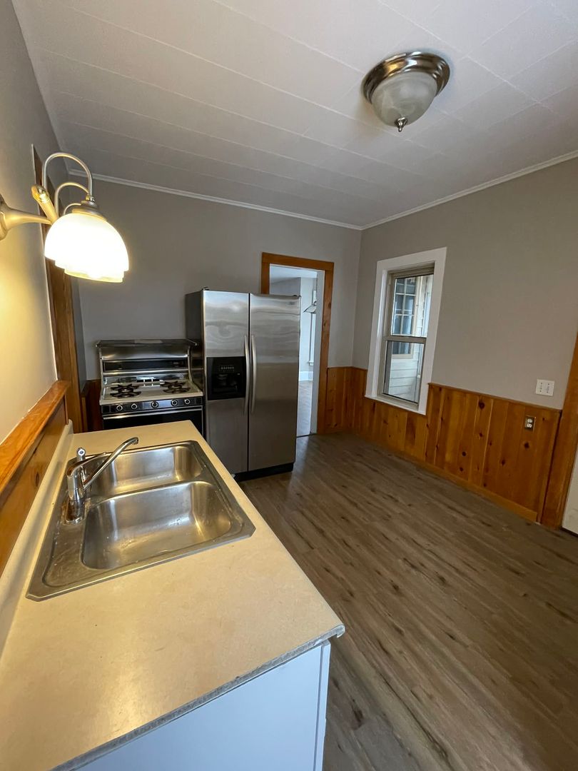 Olean Apartment: 118 S 8th St