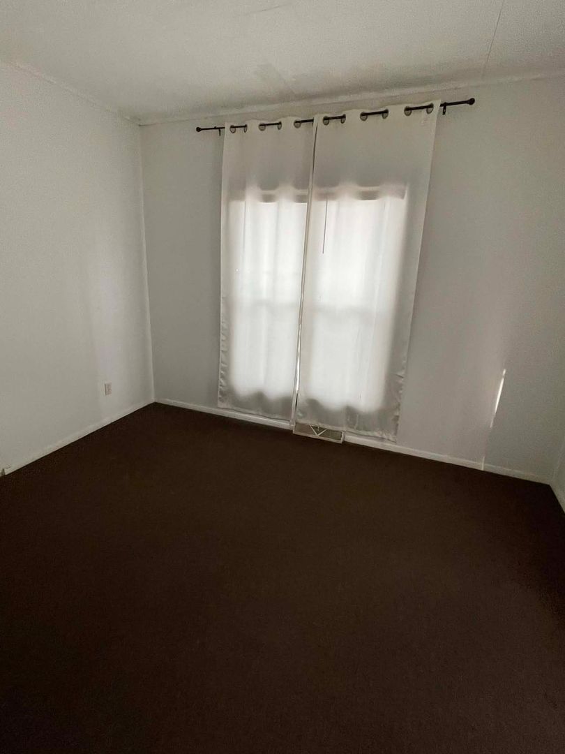 Olean Apartment: 660 Garden Ave