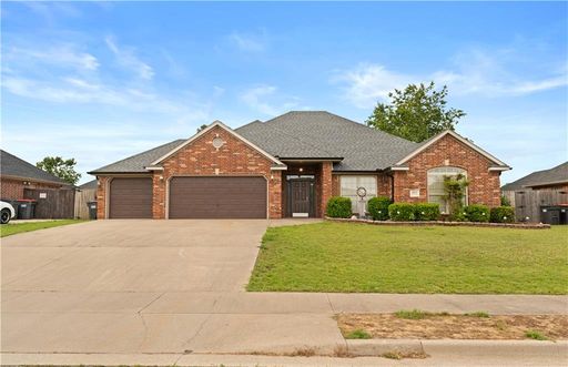 Beautifully updated home – photo 1