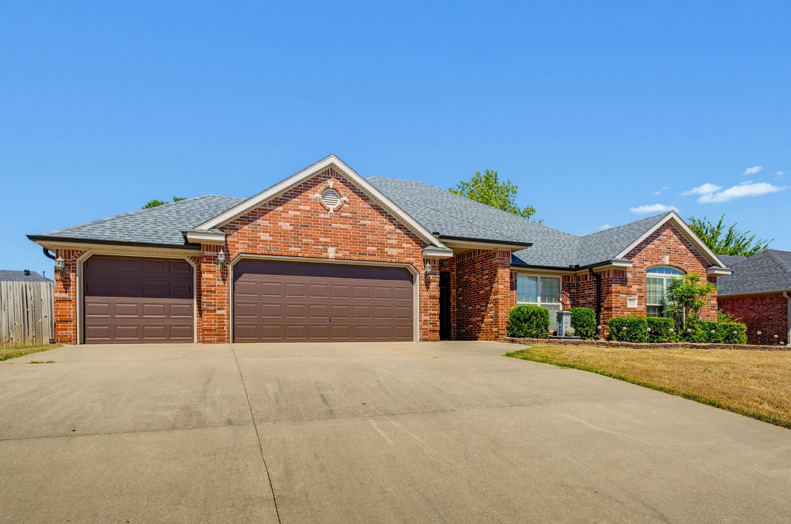Springdale House: 2034 willow ridge ave