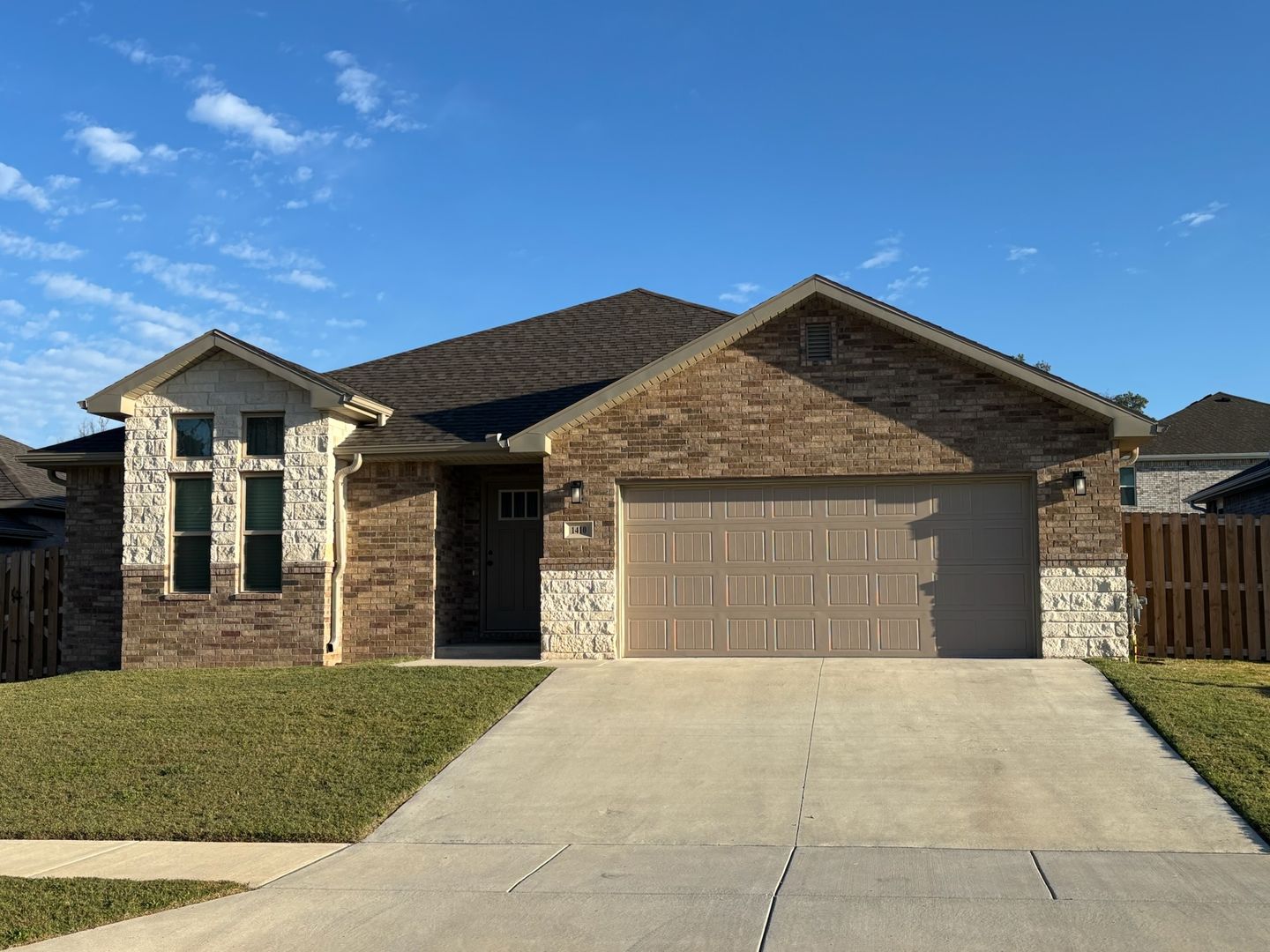 Centerton House: 1410 Emmerson St