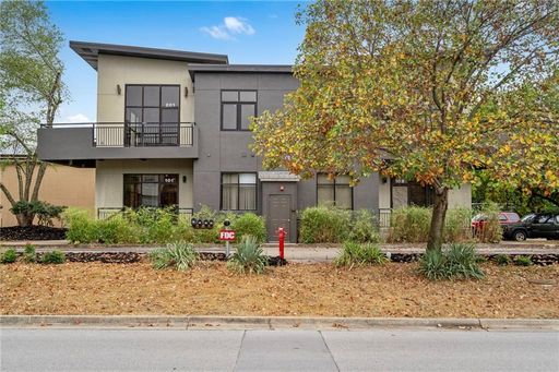 Welcome to your new home in Fayetteville, AR! – photo 1