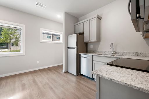 West Avenue Village *MOVE IN SPECIAL!! FIRST FULL MOTHS RENT FREE!* – photo 1