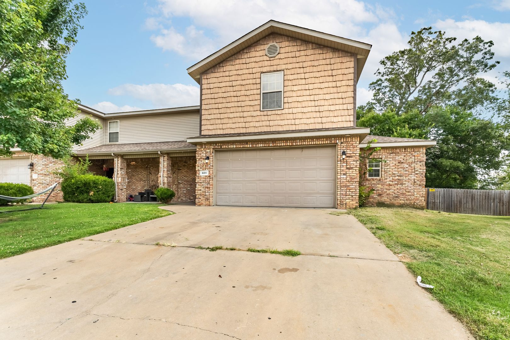 Bentonville House: 604 NW 17th Court