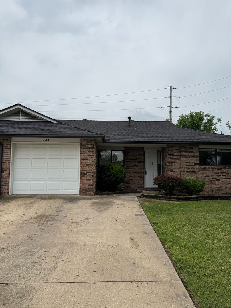 Rogers House: 2518 W Dogwood St.