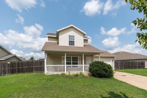 *MOVE IN SPECIAL!! FIRST FULL MOTHS RENT FREE!* – photo 1