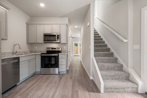 West Avenue Village *MOVE IN SPECIAL!! FIRST FULL MOTHS RENT FREE!* – photo 1