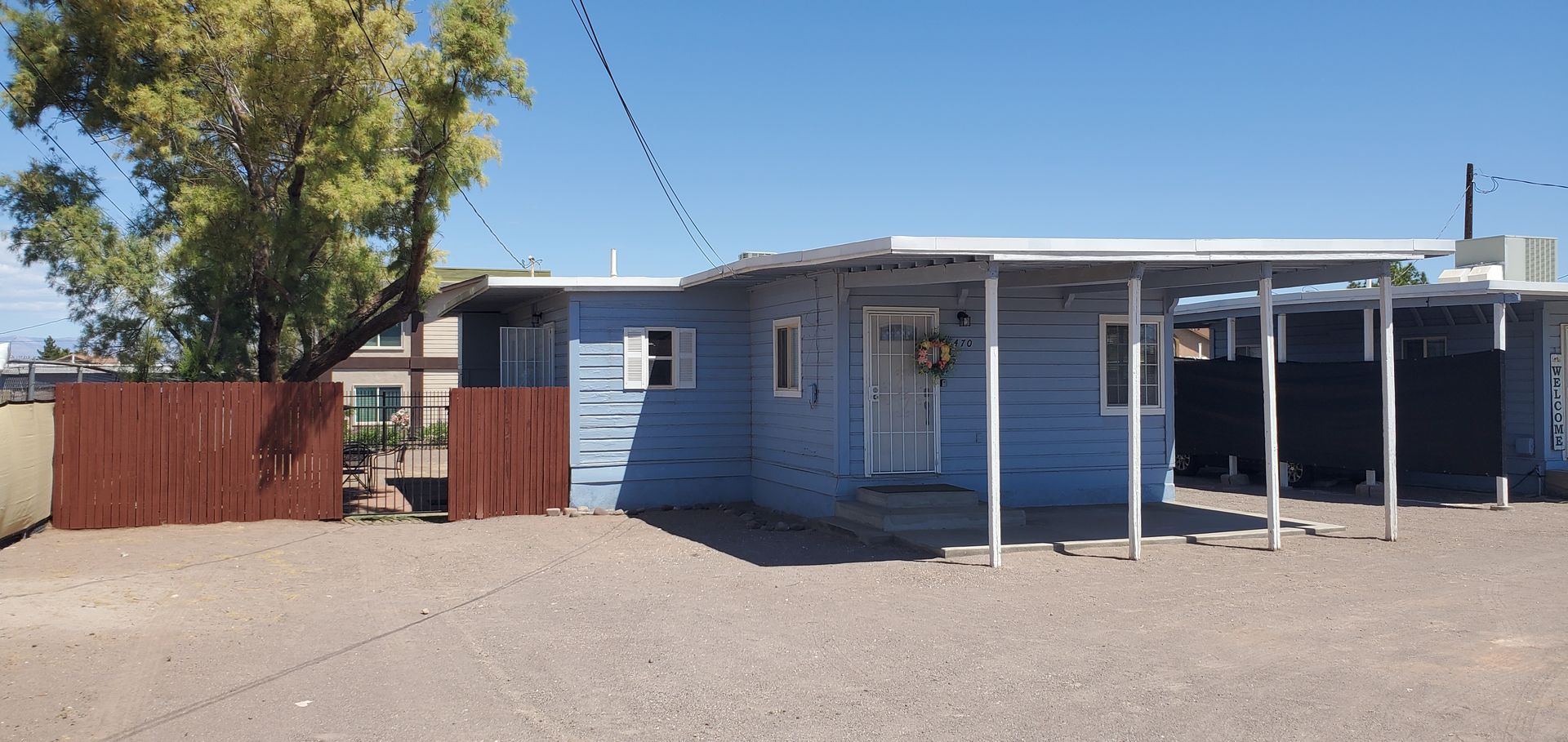 Henderson House: 470 Hunter Dr