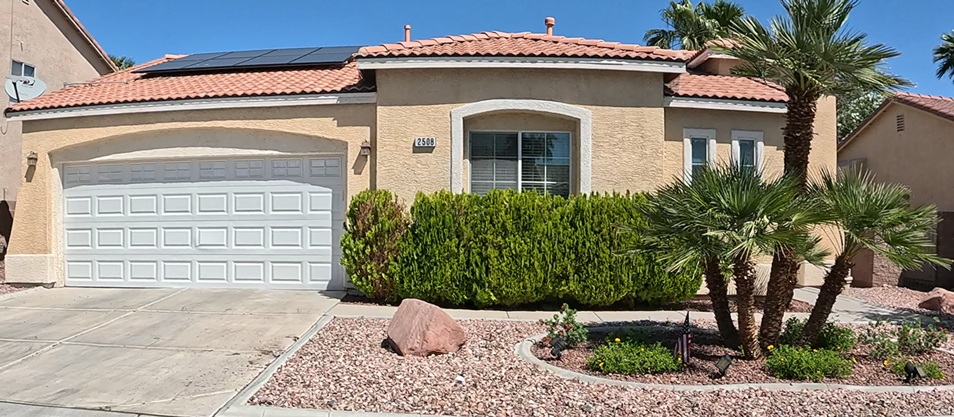 Henderson House: 2508 Wellworth Ave