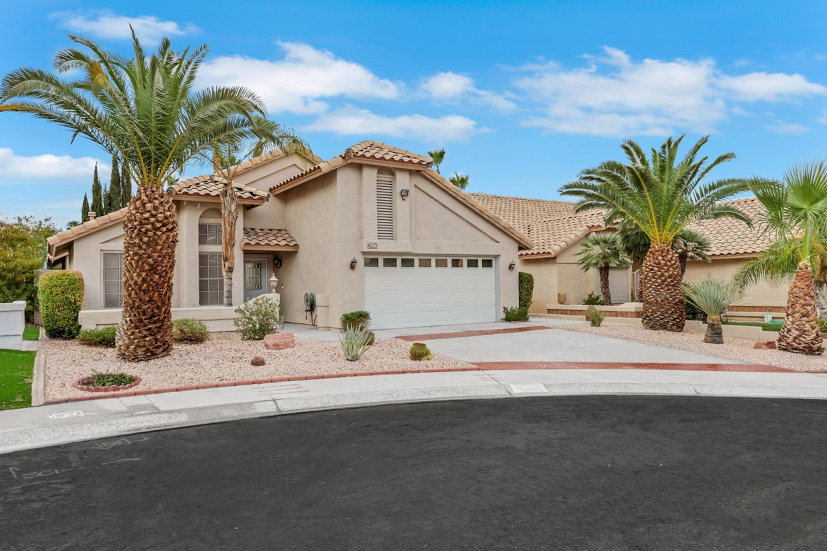 Las Vegas House: 2904 Broken Willow Cir