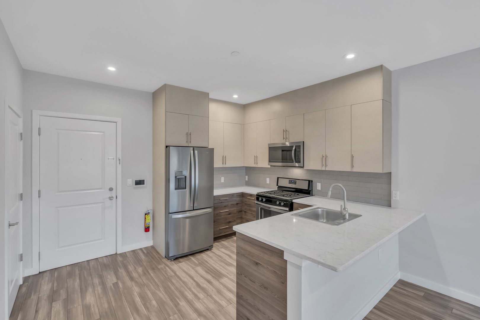 Woodcliff Lake Apartment: 62 Broadway