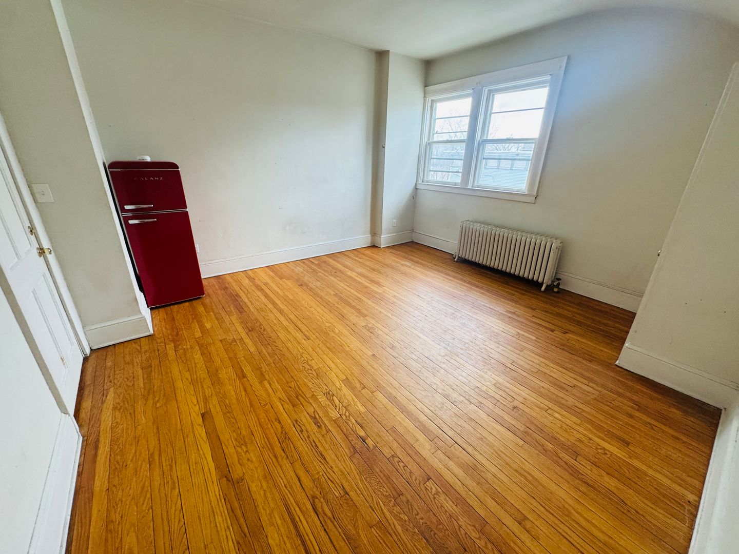 Troy Apartment: 166 2nd Ave