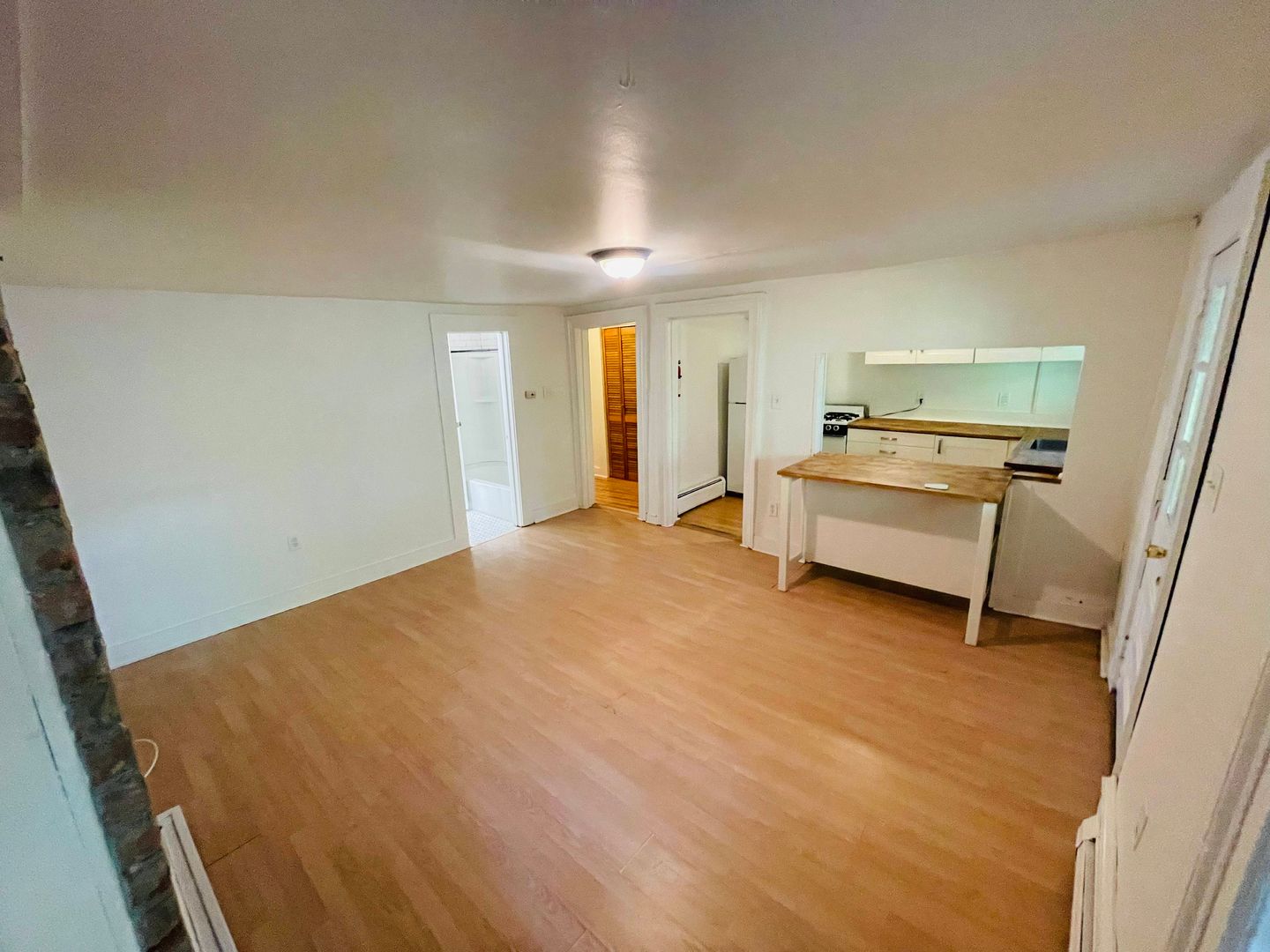 Albany Apartment: 343 Hamilton Street