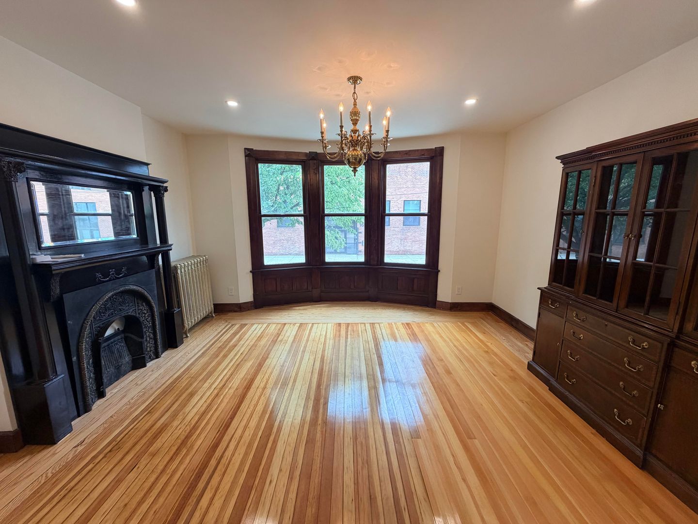 Albany Apartment: 153 Myrtle Avenue - Apt 1