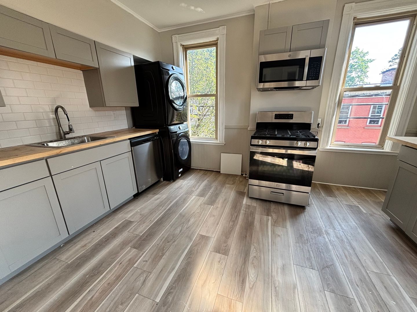 Troy Apartment: 343 4th Street