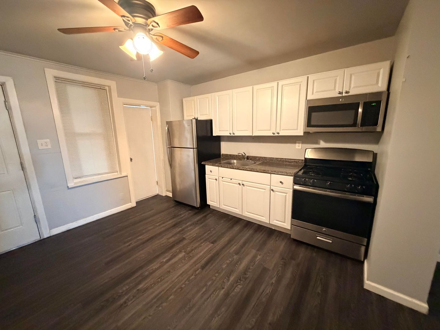 Troy Apartment: 276 3rd Street