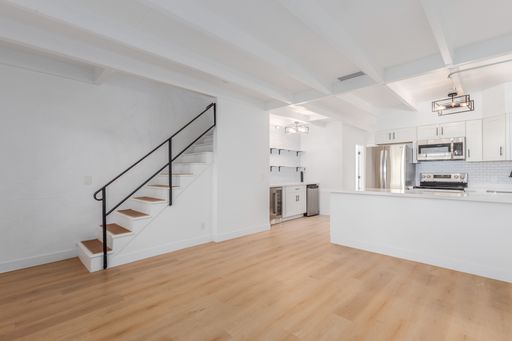 Two Bed One & Half Bath Townhome – photo 1