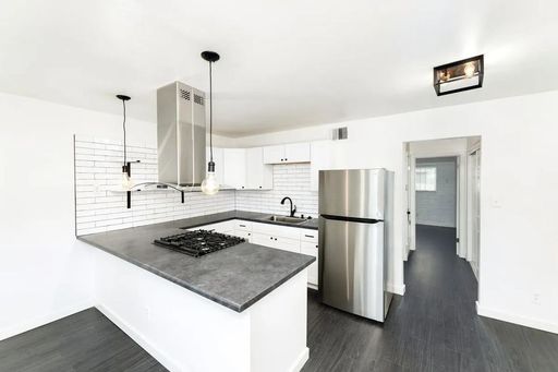 Renovated One Bedroom Home – photo 1