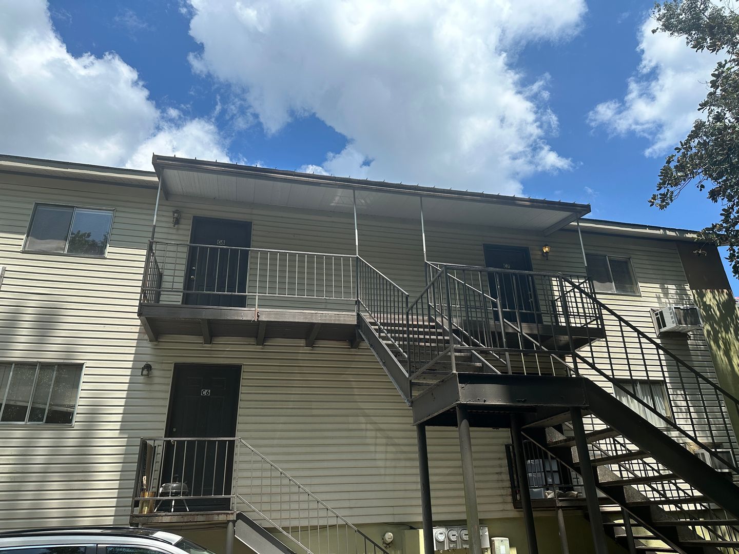 Valdosta Apartment: 100 Lankford Circle