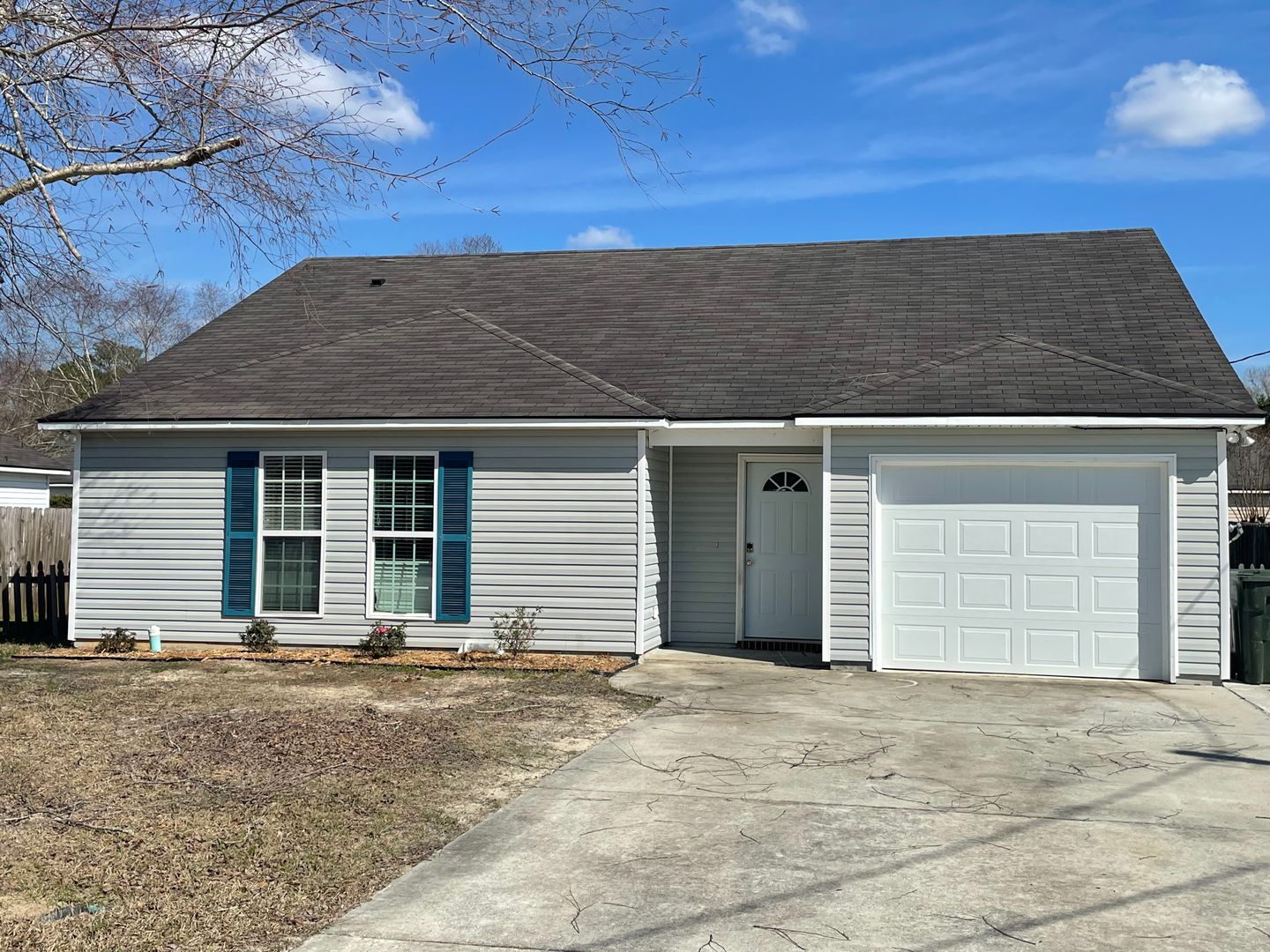 Hahira House: 831 Madelyn St. *