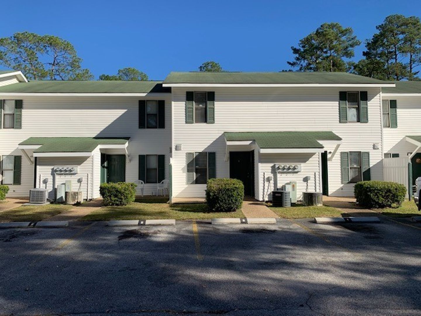 Valdosta House: 2305 Bemiss Road T06