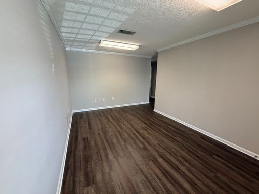 Office Space For Lease Across from SGMC – photo 1