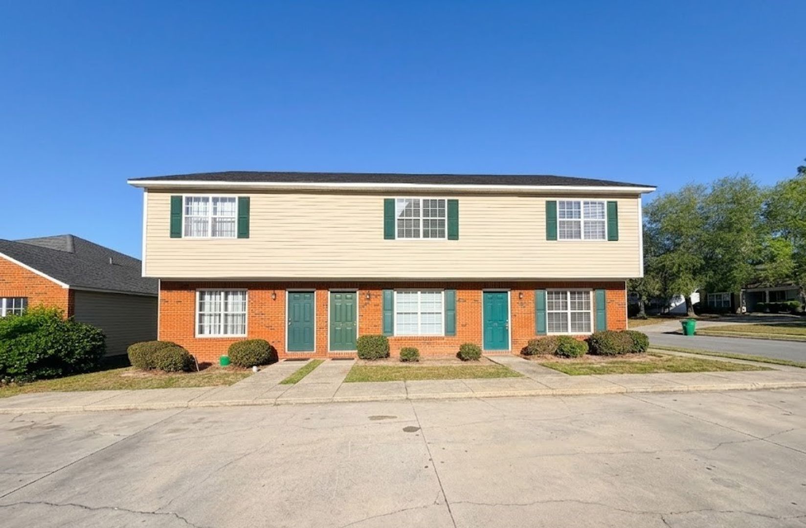 Valdosta House: 360 Brookfield Road*