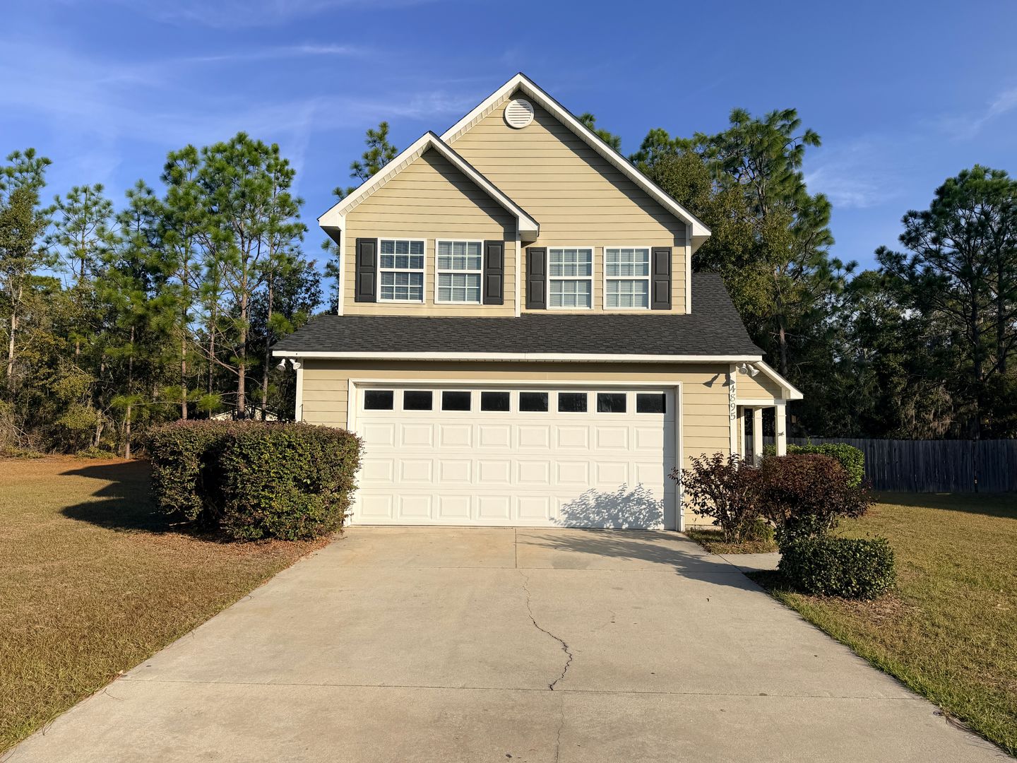 Lake Park House: 4895 Liberty Cir *