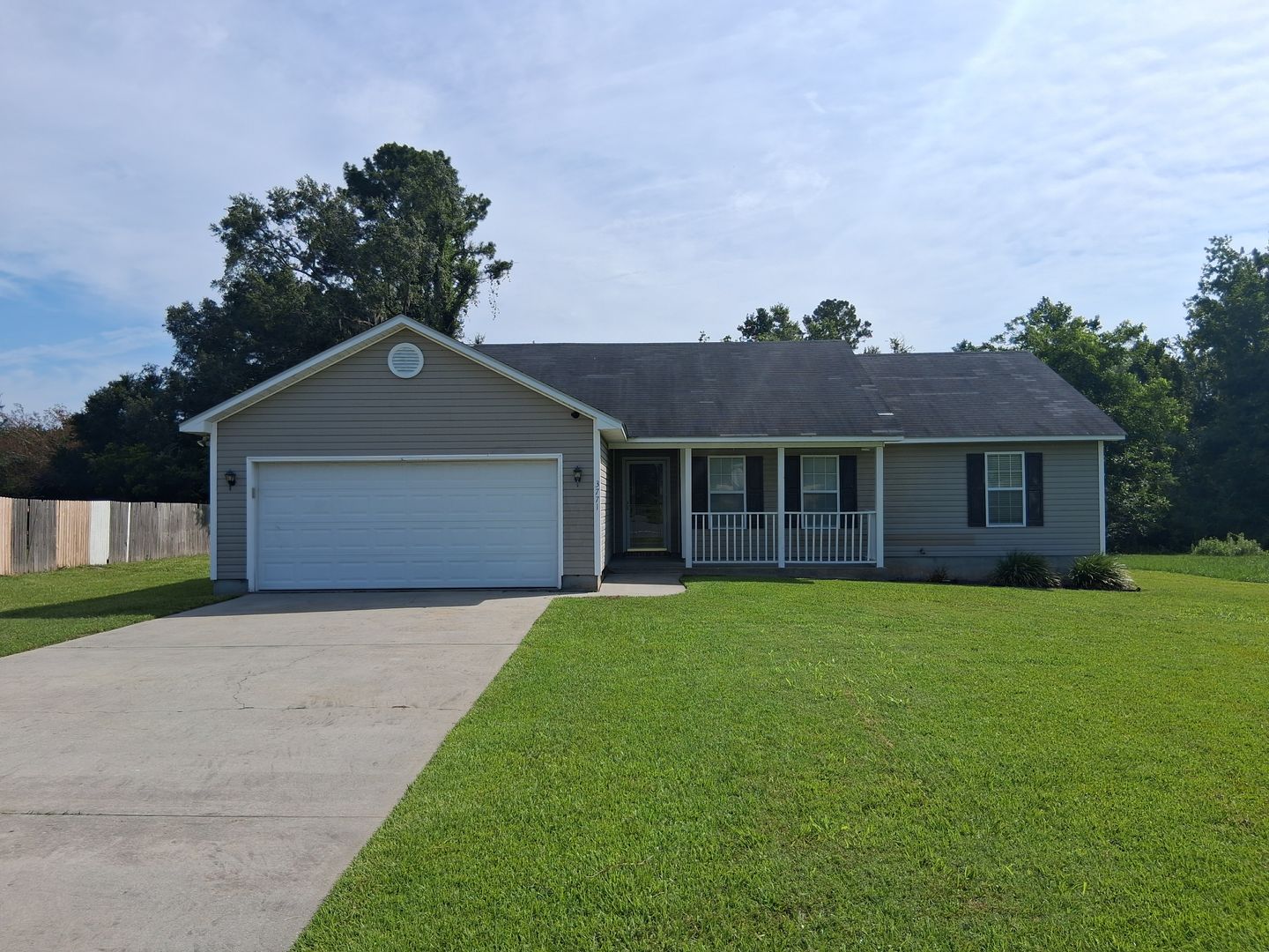 Valdosta House: 3771 Ridgemere Dr. *