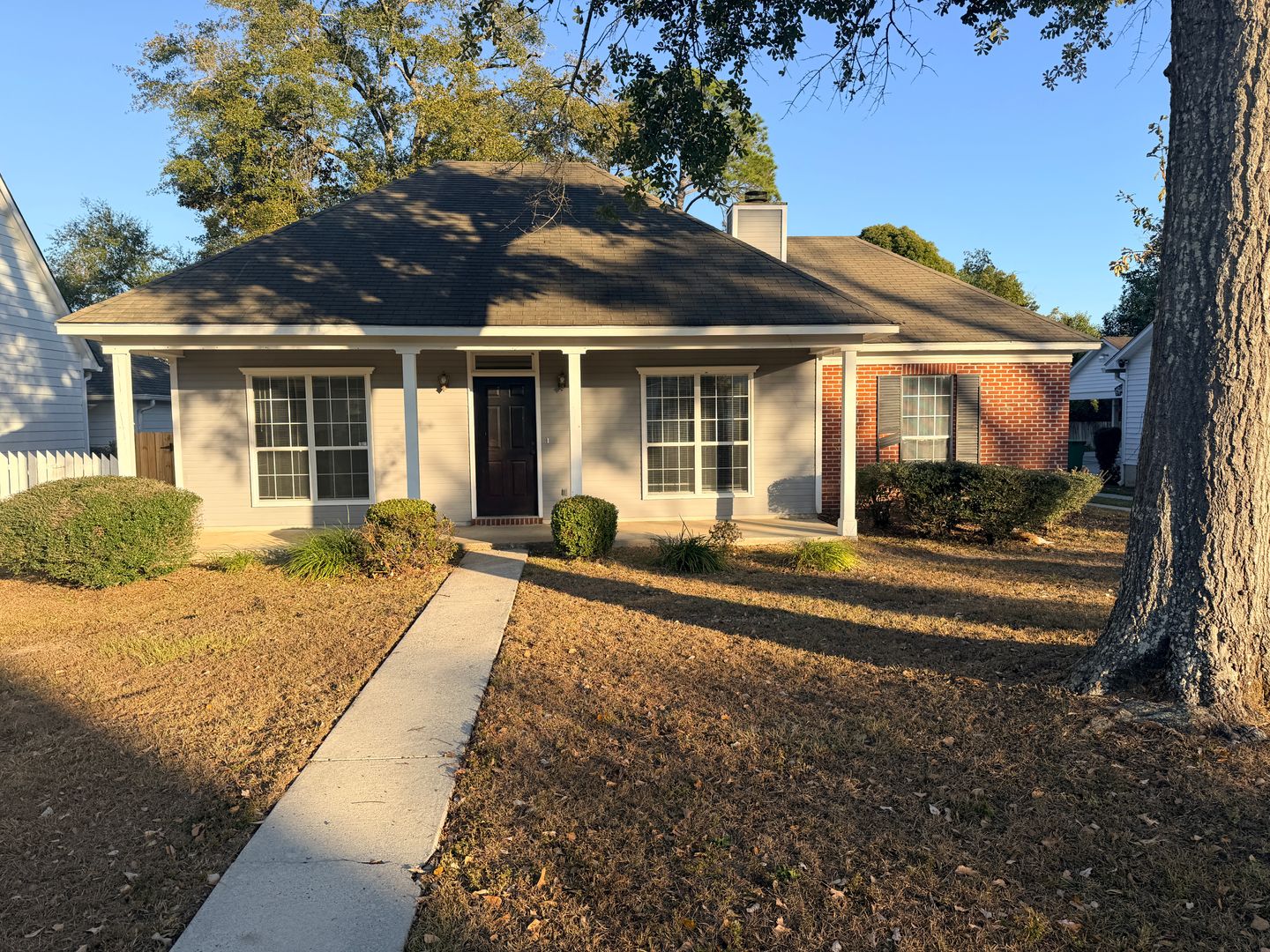 Valdosta House: 2207 N. Toombs St. *