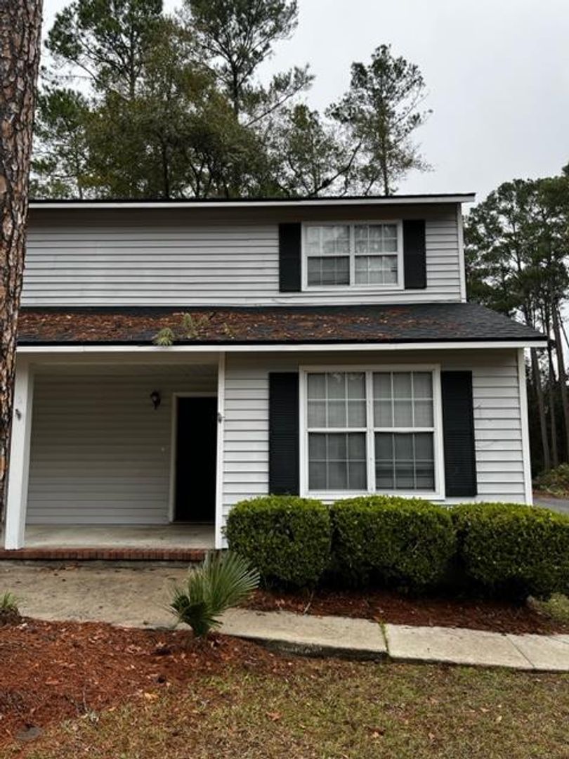 Valdosta Apartment: 2 B Westbrook Circle