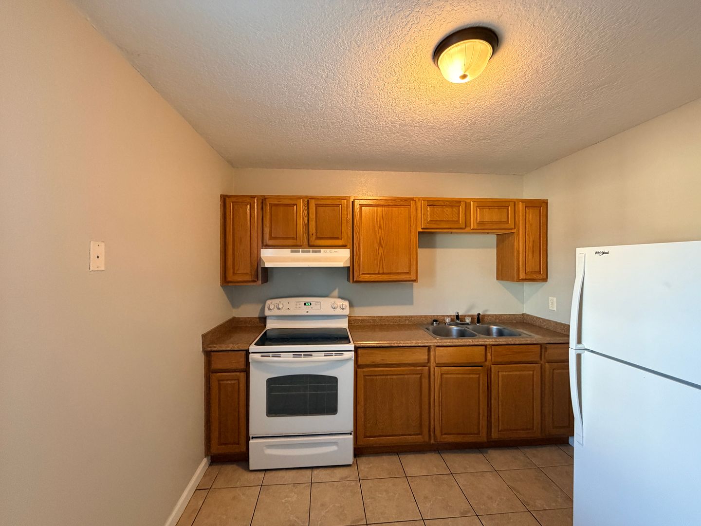 Valdosta Apartment: 1616 E. Moore St