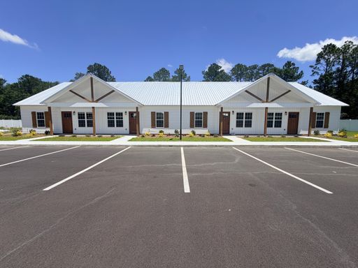 Luxury Modern Farmhouse Living – Brand New 2BR/2BA Units