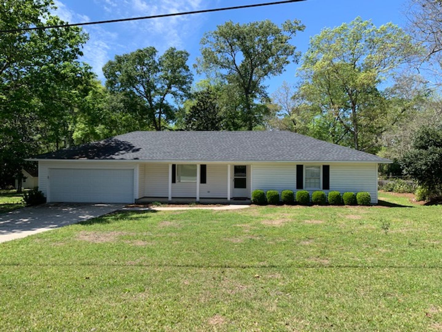 Charming 3 Bedroom 2 Bathroom in Valodosta