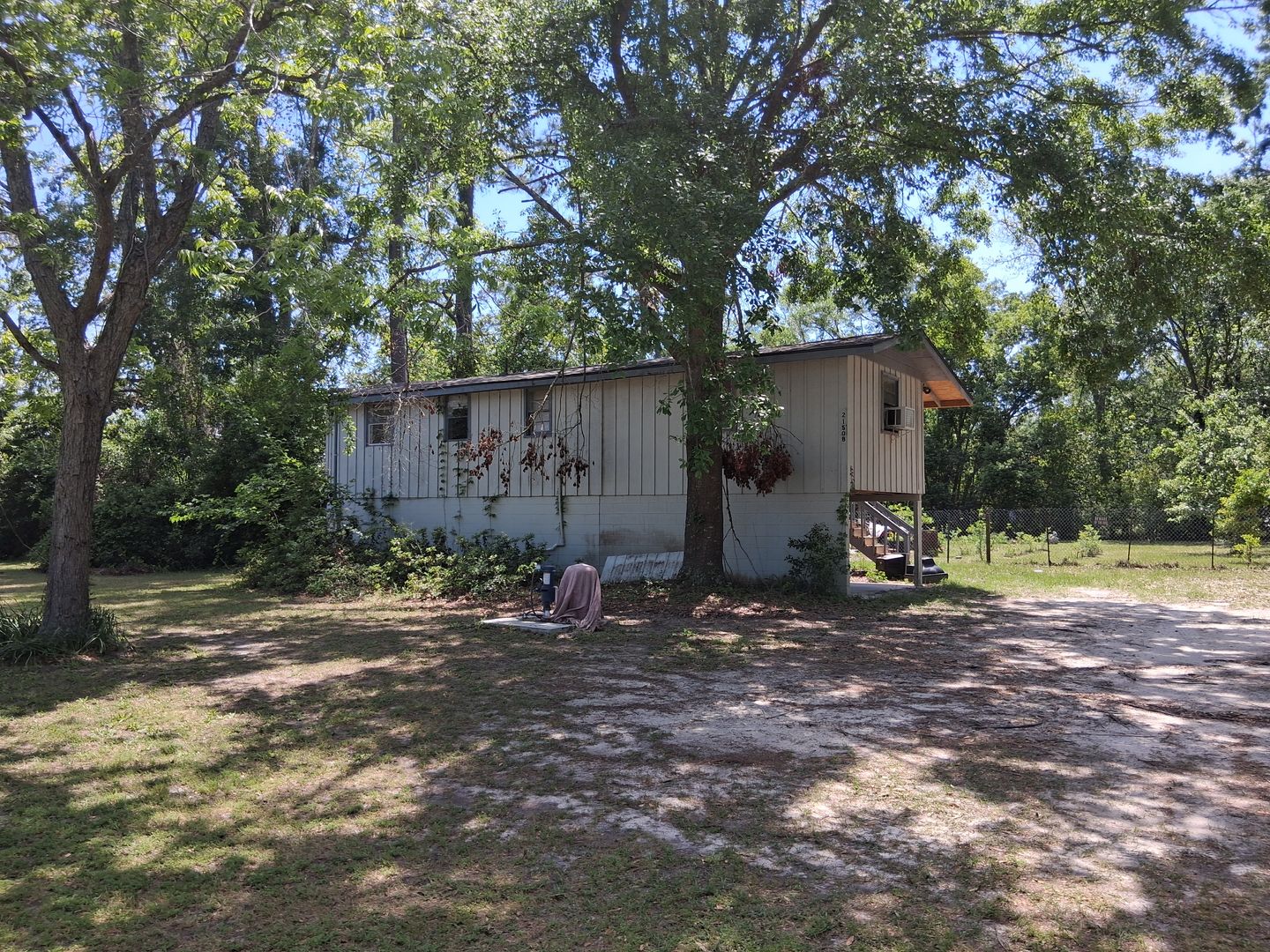 Valdosta House: 2150 1/2 Winston Ave