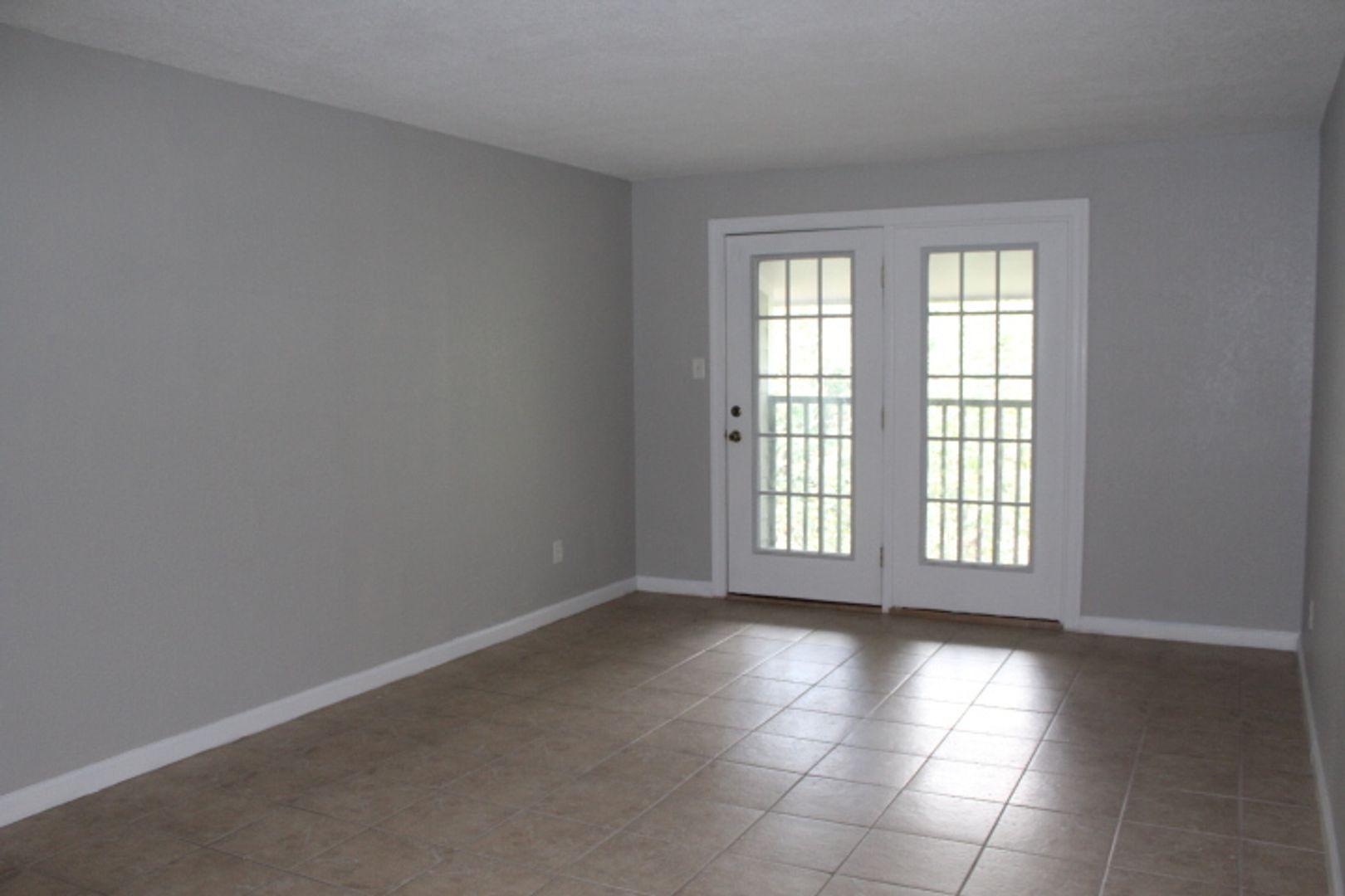 Valdosta Apartment: - 1616 E. Moore St, Apt 4