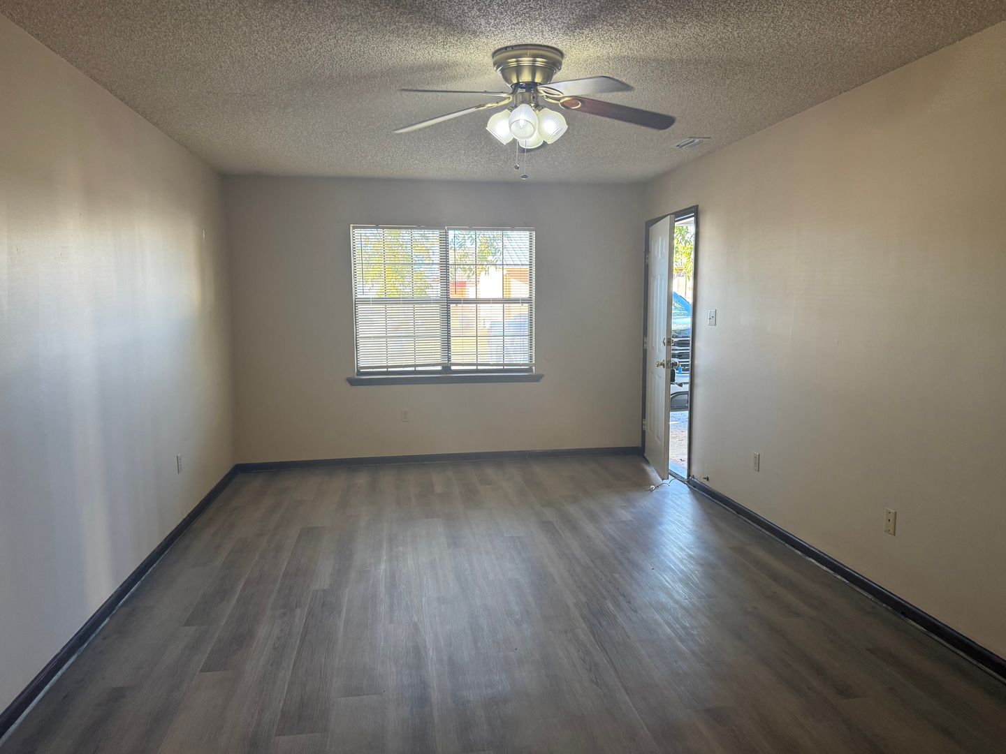 Valdosta House: 1753 A Poplar St*