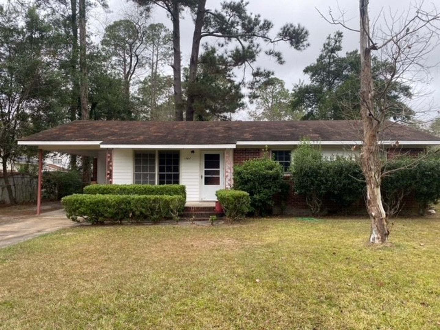 Valdosta House: 1502 E Moore St