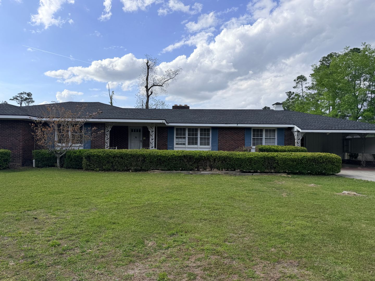 Valdosta House: 1002 W. Alden Ave *