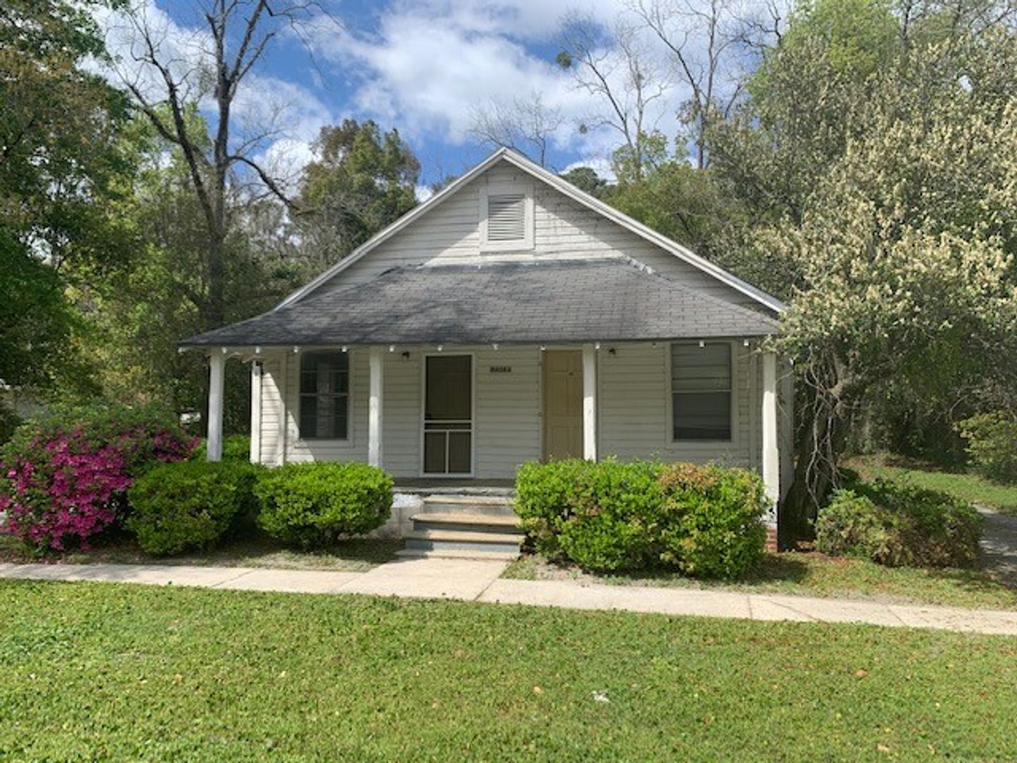 Valdosta House: 1406-B River St