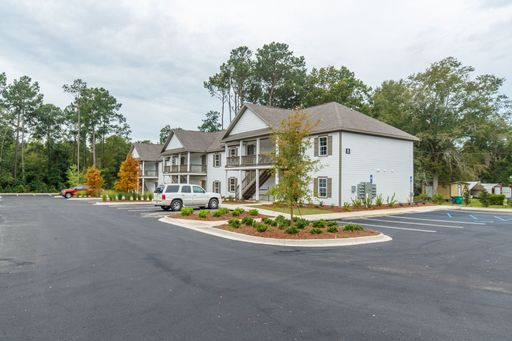 SIGN TODAY AND GET YOUR SECOND MONTH'S RENT FREE Modern 2BR/2BA Apartment Near VSU – photo 1