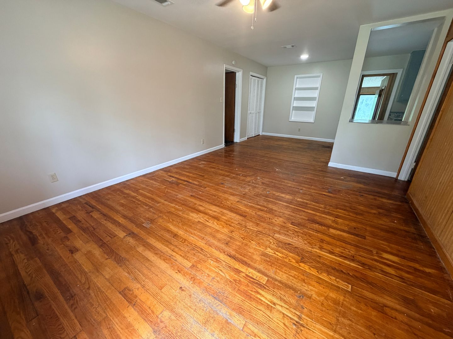 Valdosta House: 817 Woodlawn Dr. *