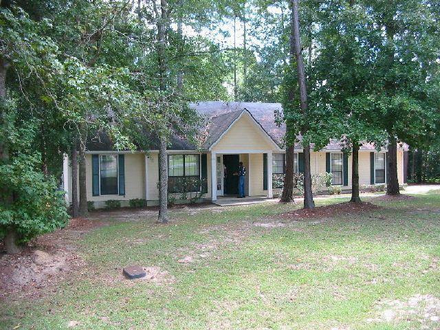 Valdosta House: 2301 Gornto Road*