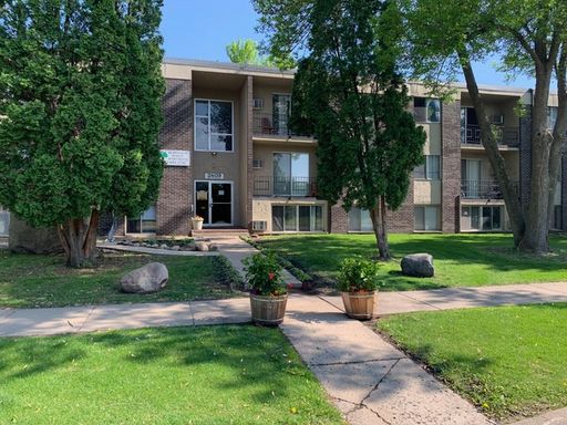 Exciting Limited-Time Offer! Get your 1st month FREE when qualify & sign a 12-month lease! This exclusive offer may be changed or ended at any time, so don’t miss out!