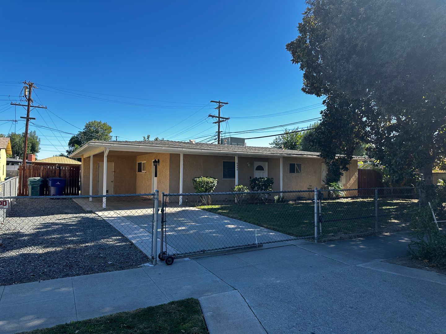Riverside House: 6580 Hillside Ave