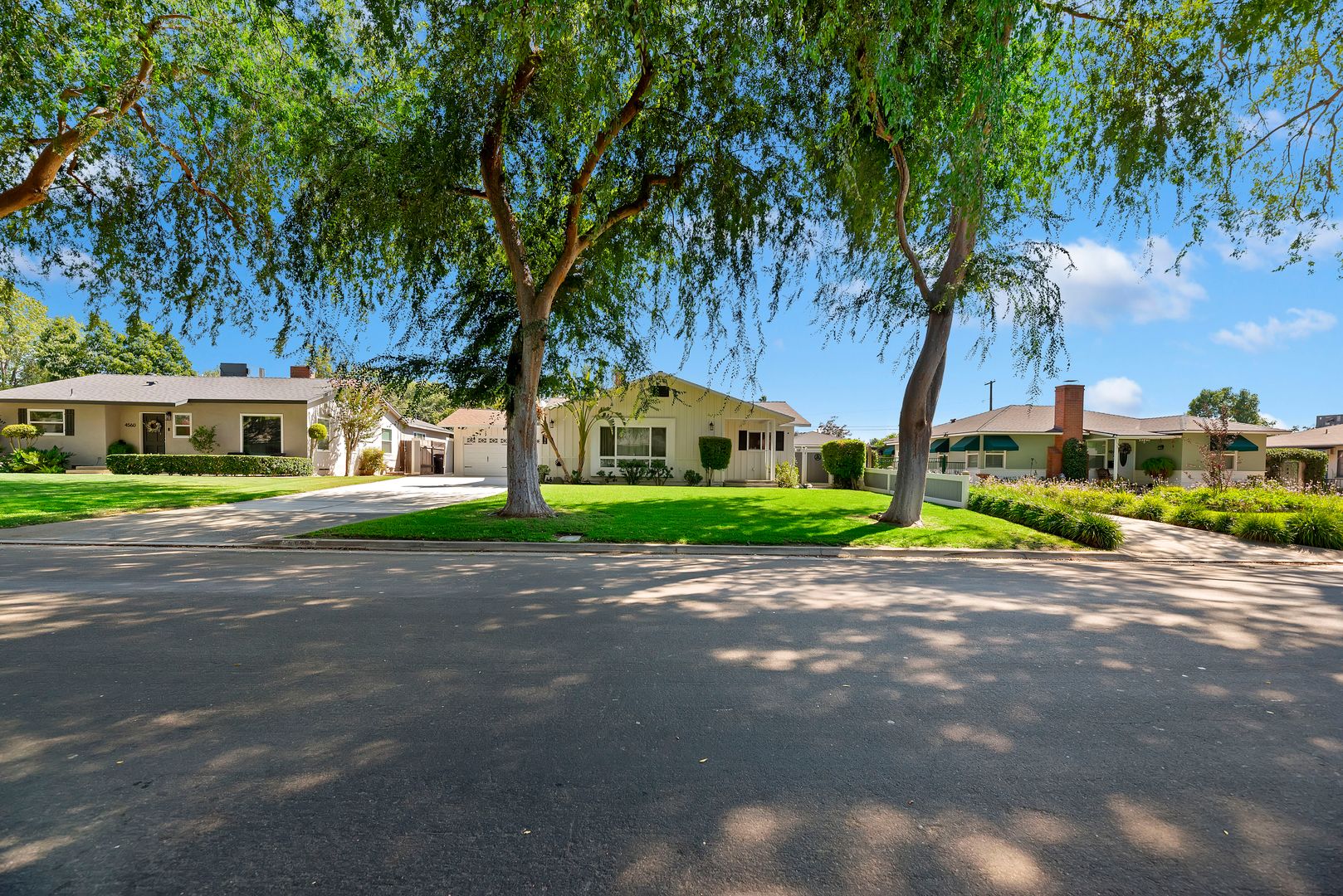 Riverside House: 4570 Emerson Street