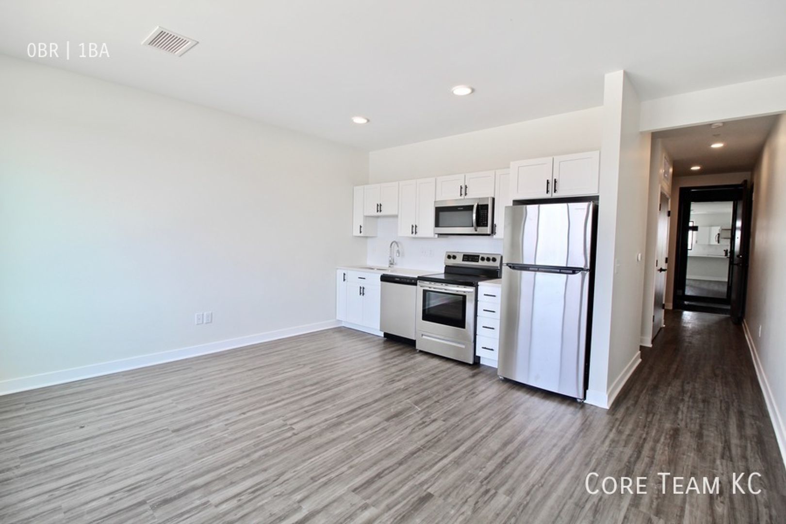 Kansas City Apartment: 222 W. 75th Street