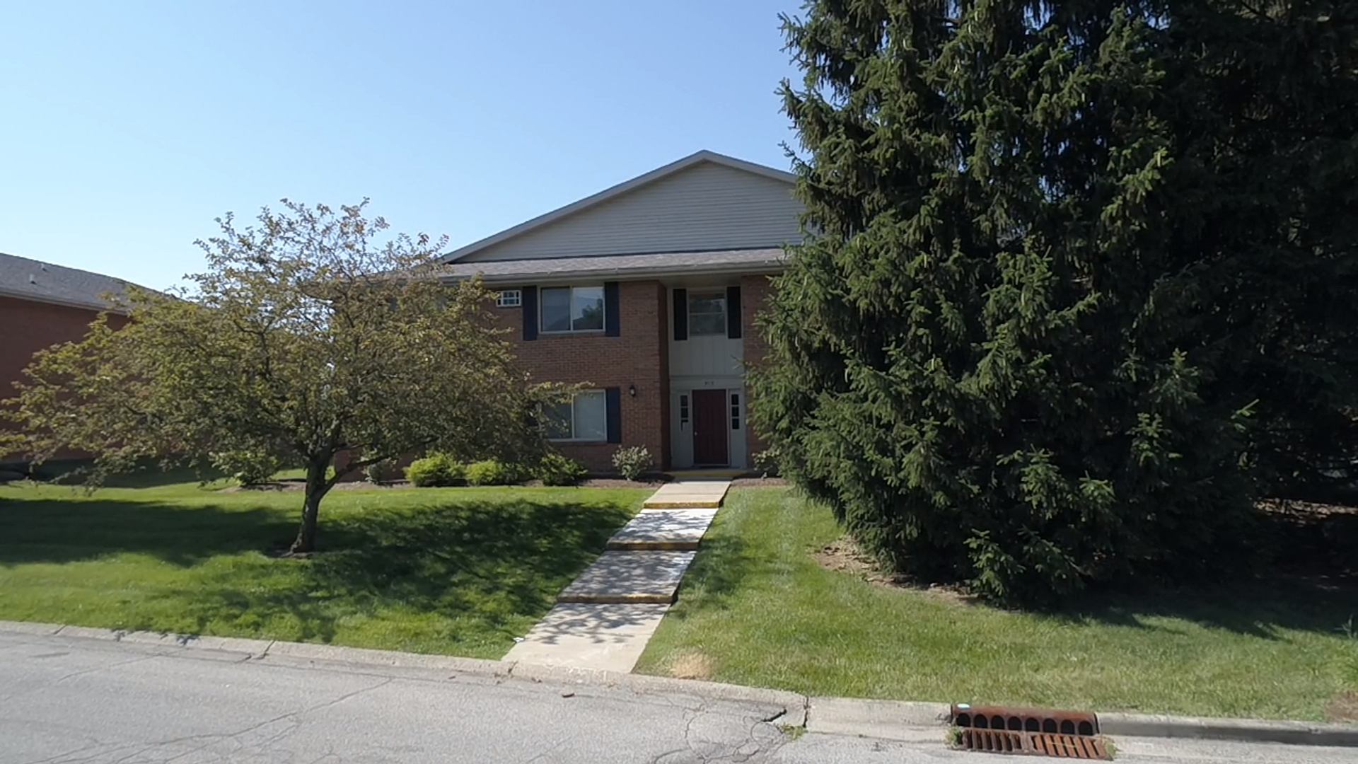 Richmond Apartment: Winding Ridge Drive