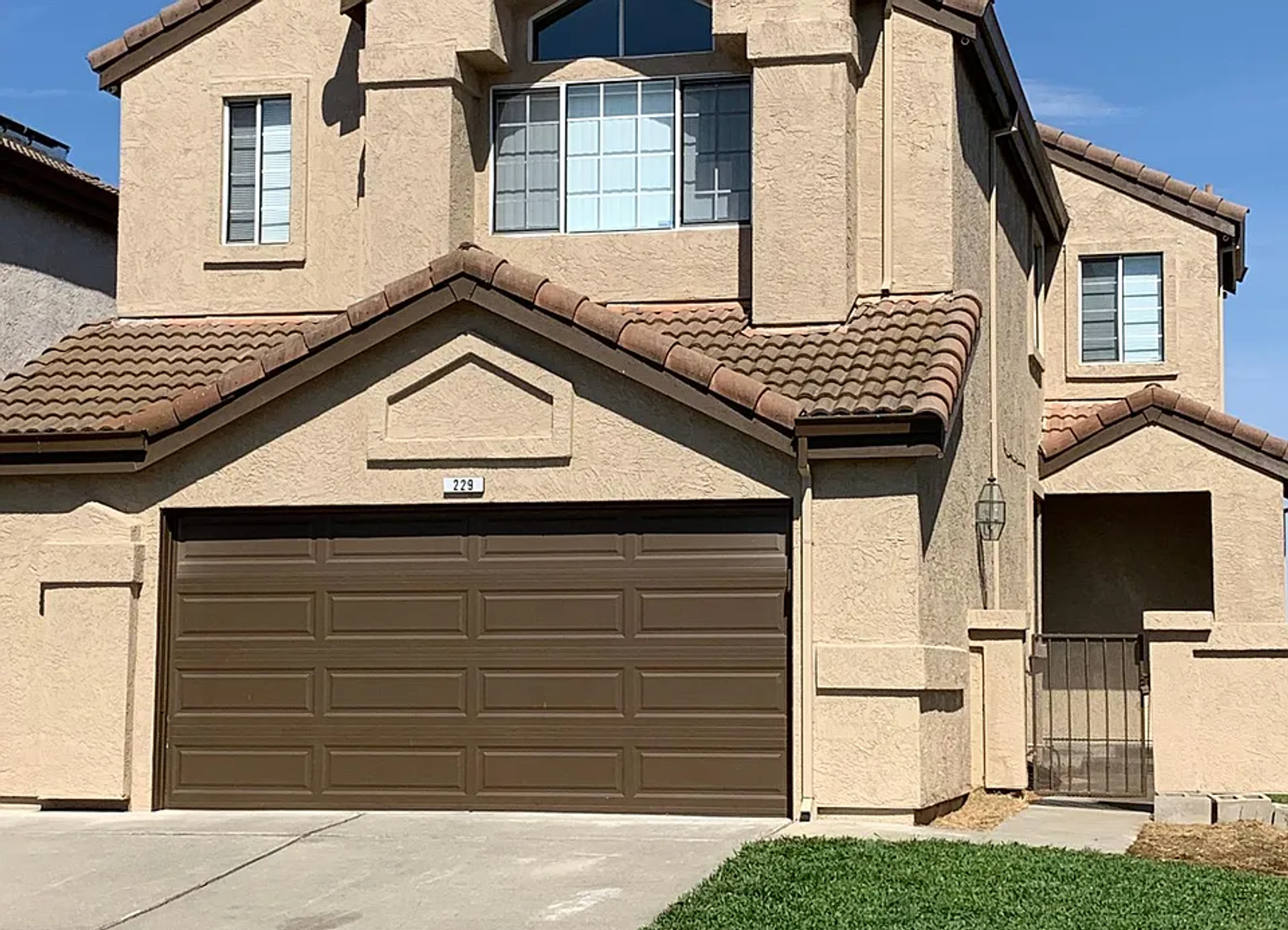 Suisun City House: 229 Potrero Street